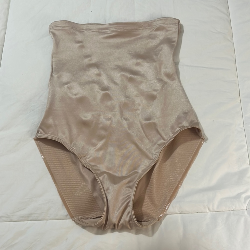 TC Fine Intimates Shape Away High Waist Brief size Medium